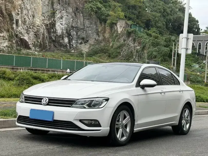 2018 Volkswagen Lamando 1.4T 150HP L4 7DCT