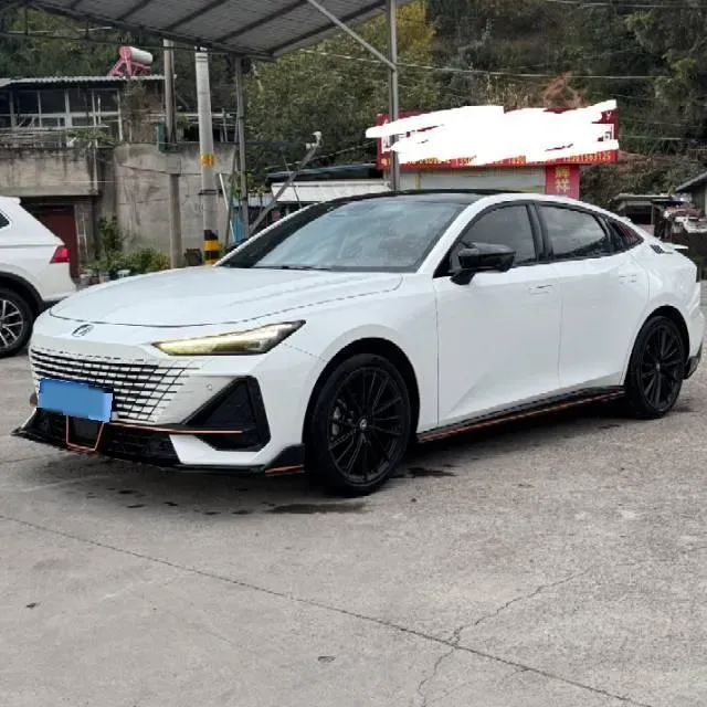 2023 ChangAn UNI-V 1.5T 188HP L4 7DCT,autocango,china used car exporter,china ev exporter,chinese used car exporter,chinese used ev exporter