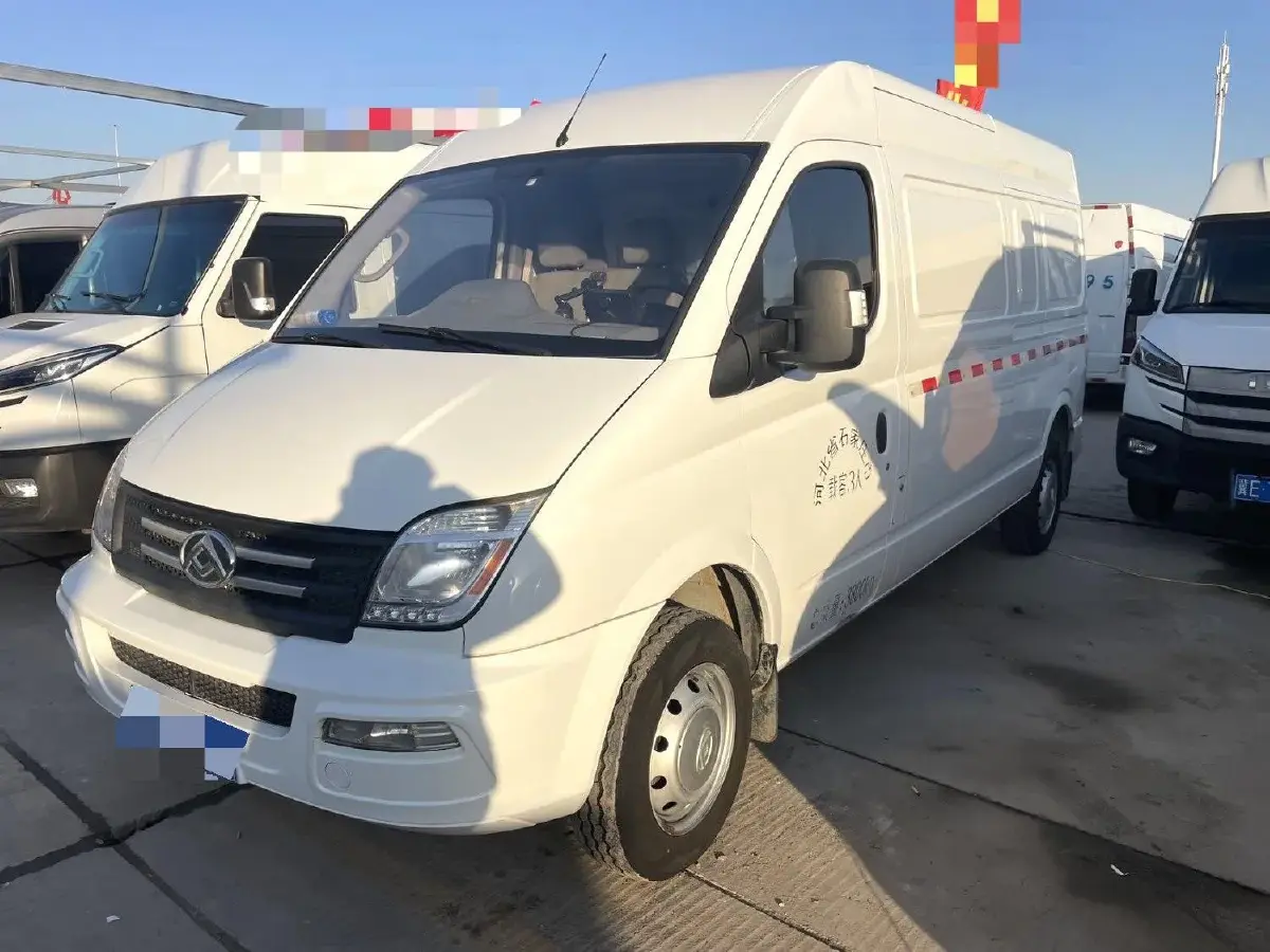 2021 MAXUS XinTu V80 2.0T 127HP L4 6MT