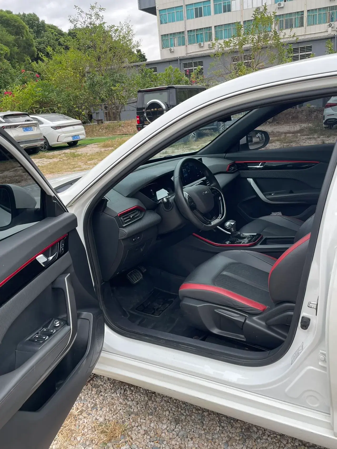 2021 DONGFENG AEOLUS thumbnail 4