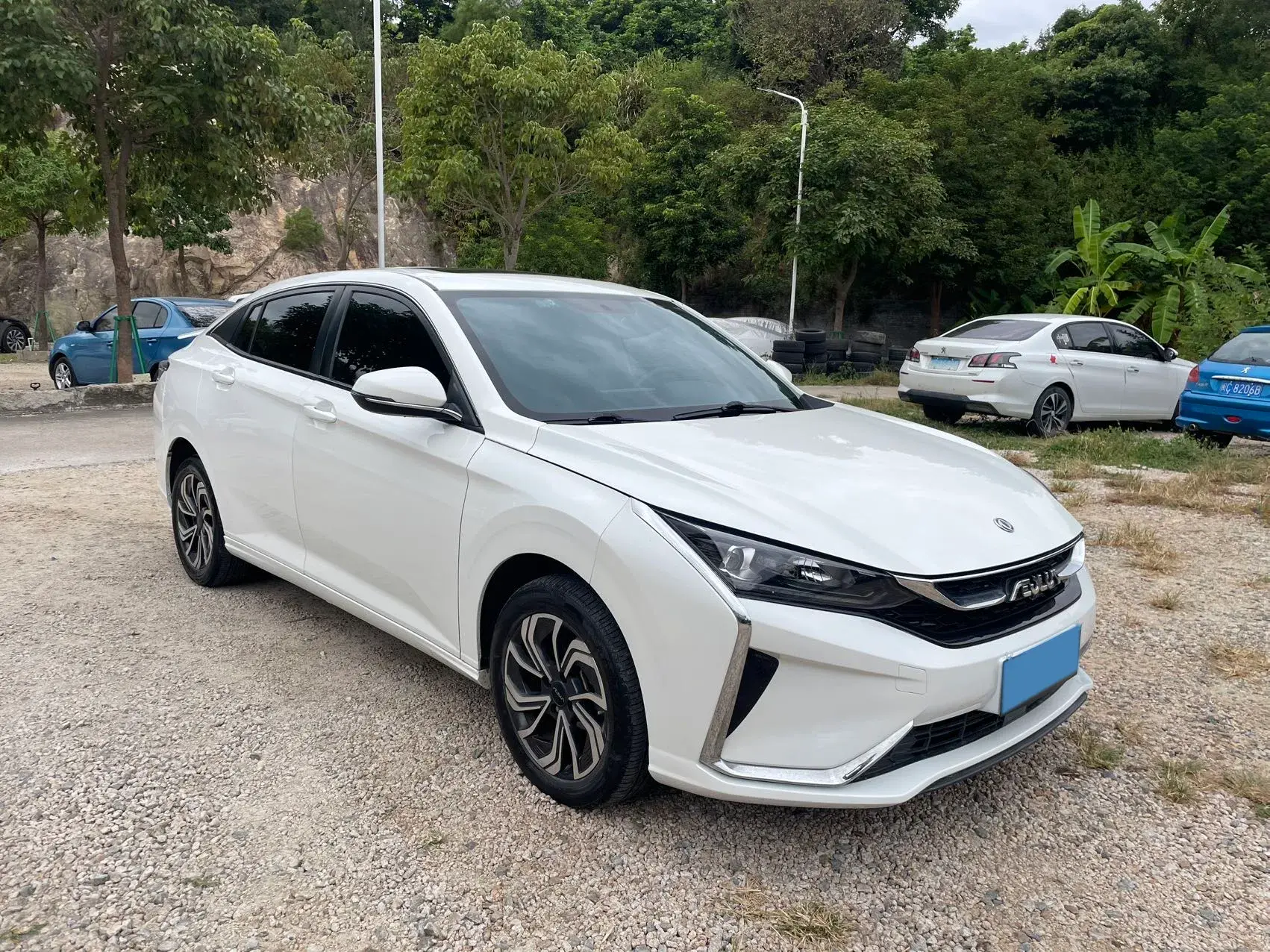 2021 DONGFENG AEOLUS thumbnail 3