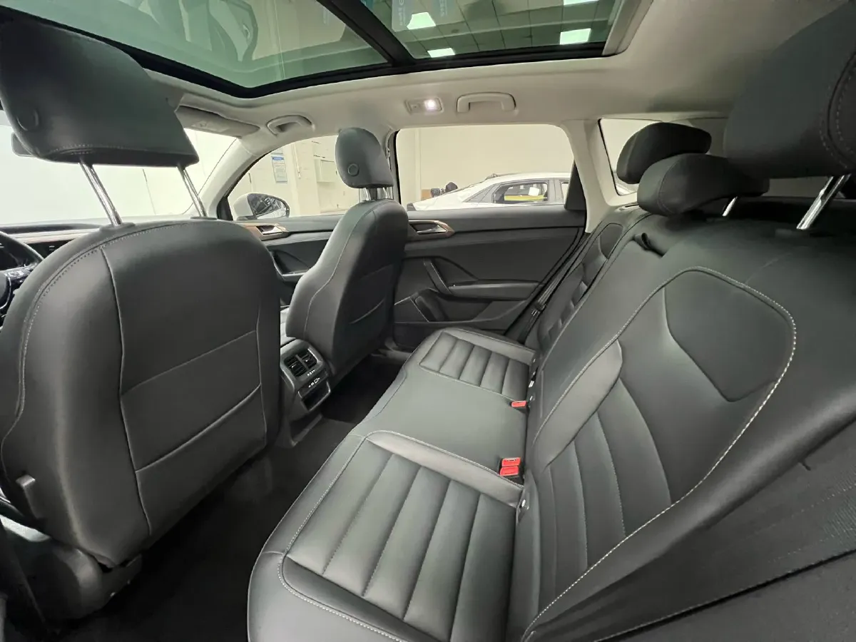 2021 Volkswagen Tharu 1.4T 150HP L4 7DCT,autocango,china used car exporter,china ev exporter,chinese used car exporter,chinese used ev exporter