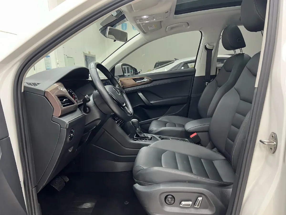 2021 Volkswagen Tharu 1.4T 150HP L4 7DCT,autocango,china used car exporter,china ev exporter,chinese used car exporter,chinese used ev exporter