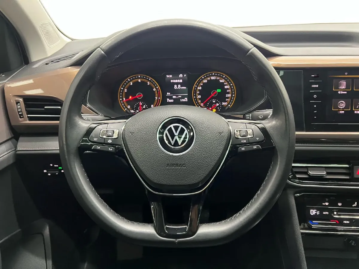 2021 Volkswagen Tharu 1.4T 150HP L4 7DCT,autocango,china used car exporter,china ev exporter,chinese used car exporter,chinese used ev exporter