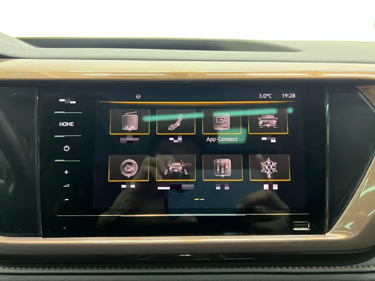 2021 Volkswagen Tharu 1.4T 150HP L4 7DCT,autocango,china used car exporter,china ev exporter,chinese used car exporter,chinese used ev exporter