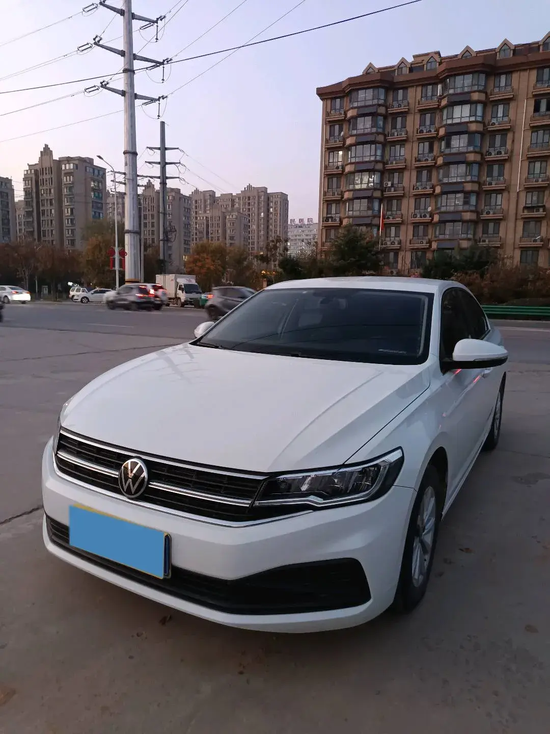 2021 VOLKSWAGEN BORA view 1