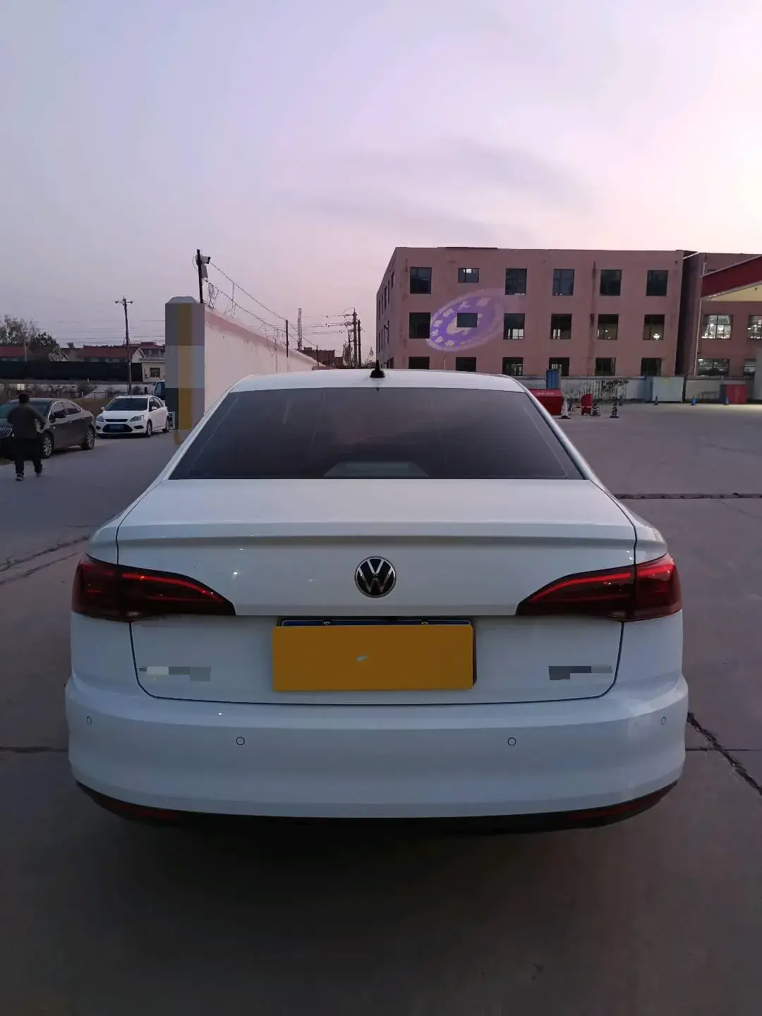 2021 VOLKSWAGEN BORA thumbnail 4