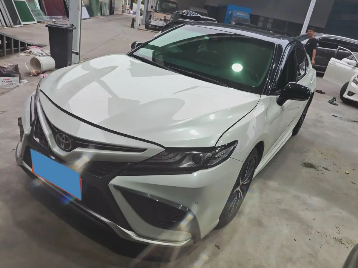 2021 Toyota Camry 2.5L 209HP L4 8AT