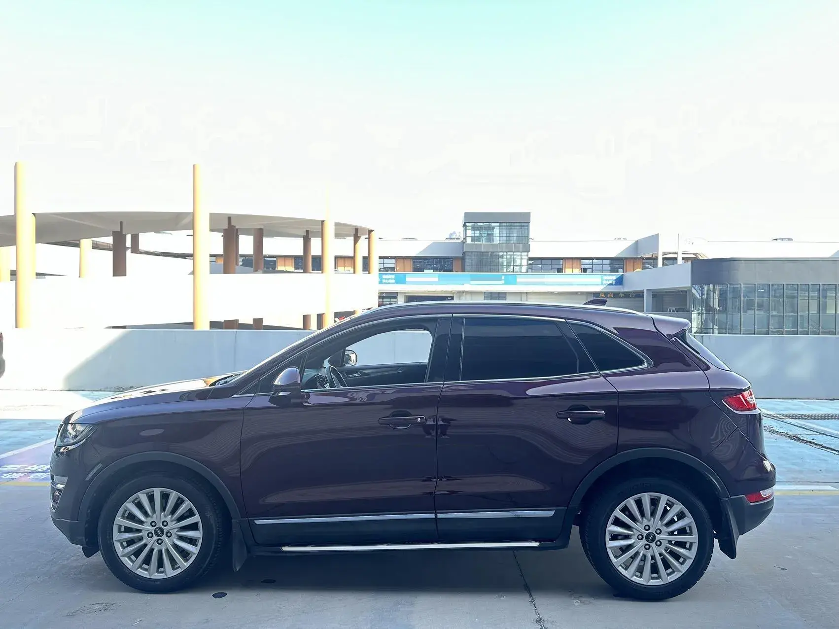 2019 LINCOLN MKC thumbnail 3