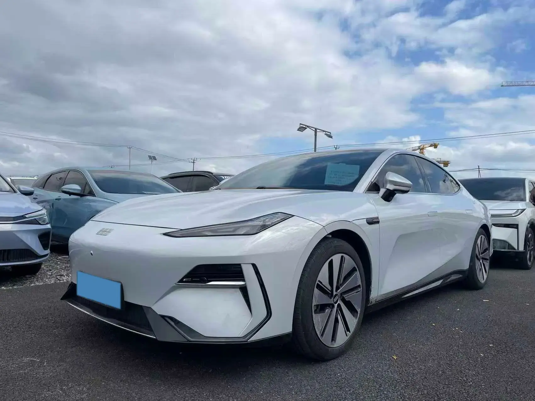 2024 GEELY GALAXY view 1