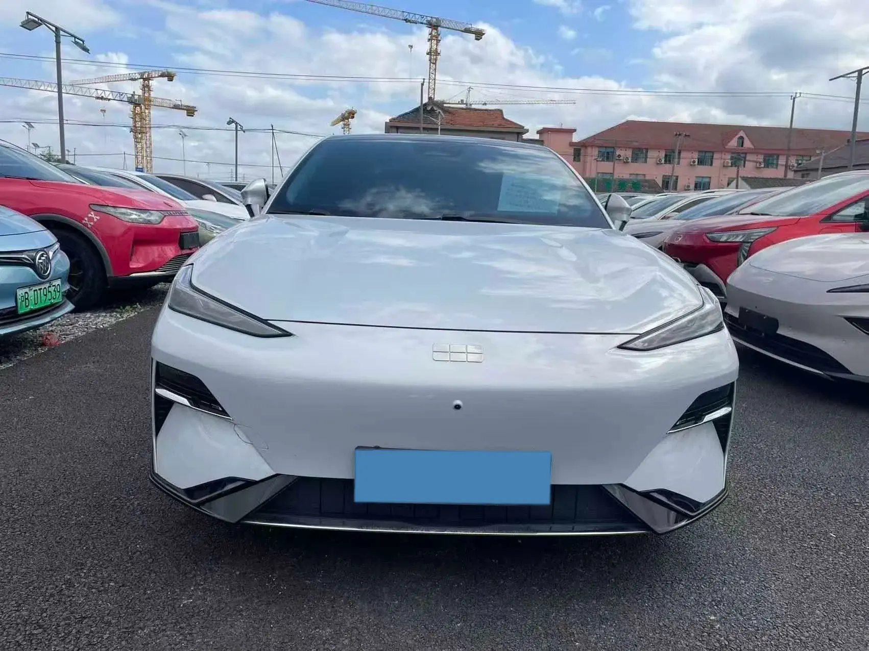 2024 GEELY GALAXY thumbnail 2