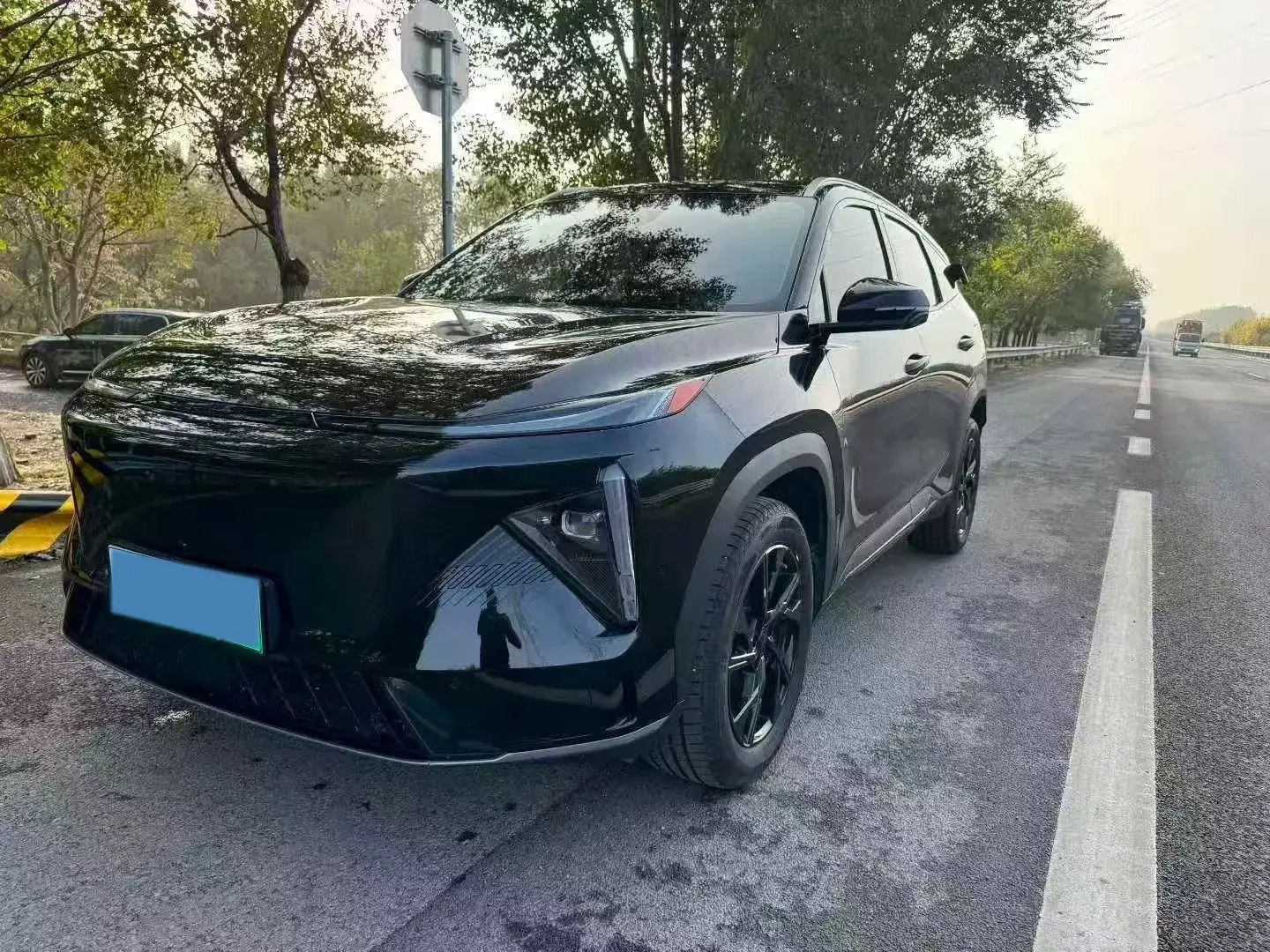 2023 GEELY GALAXY thumbnail 4