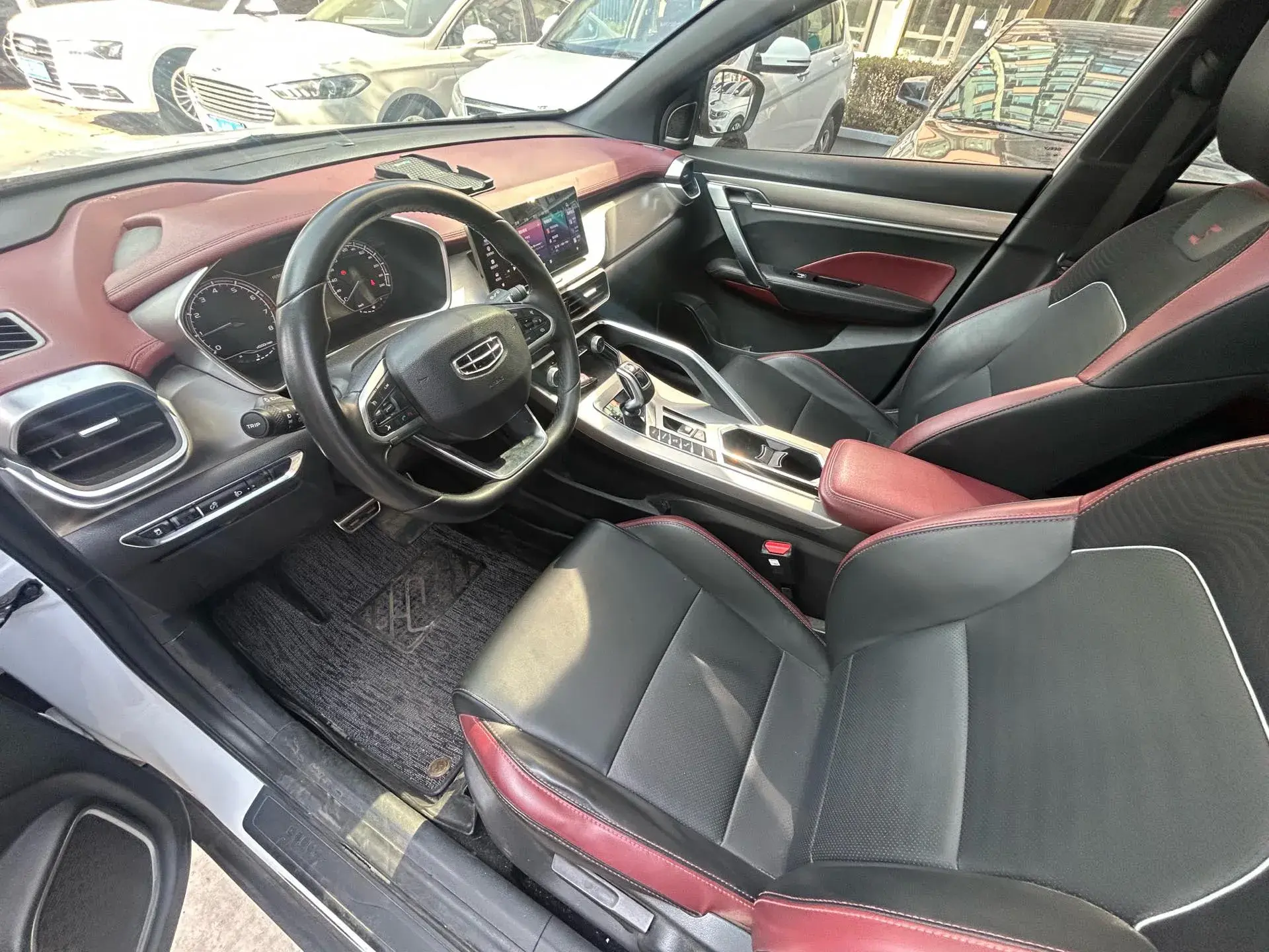 2020 GEELY COOLRAY thumbnail 4