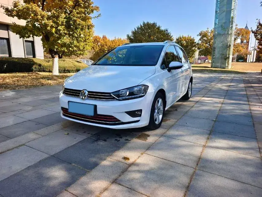 2018 Volkswagen Golf Sportsvan 1.6L 110HP L4 6AT