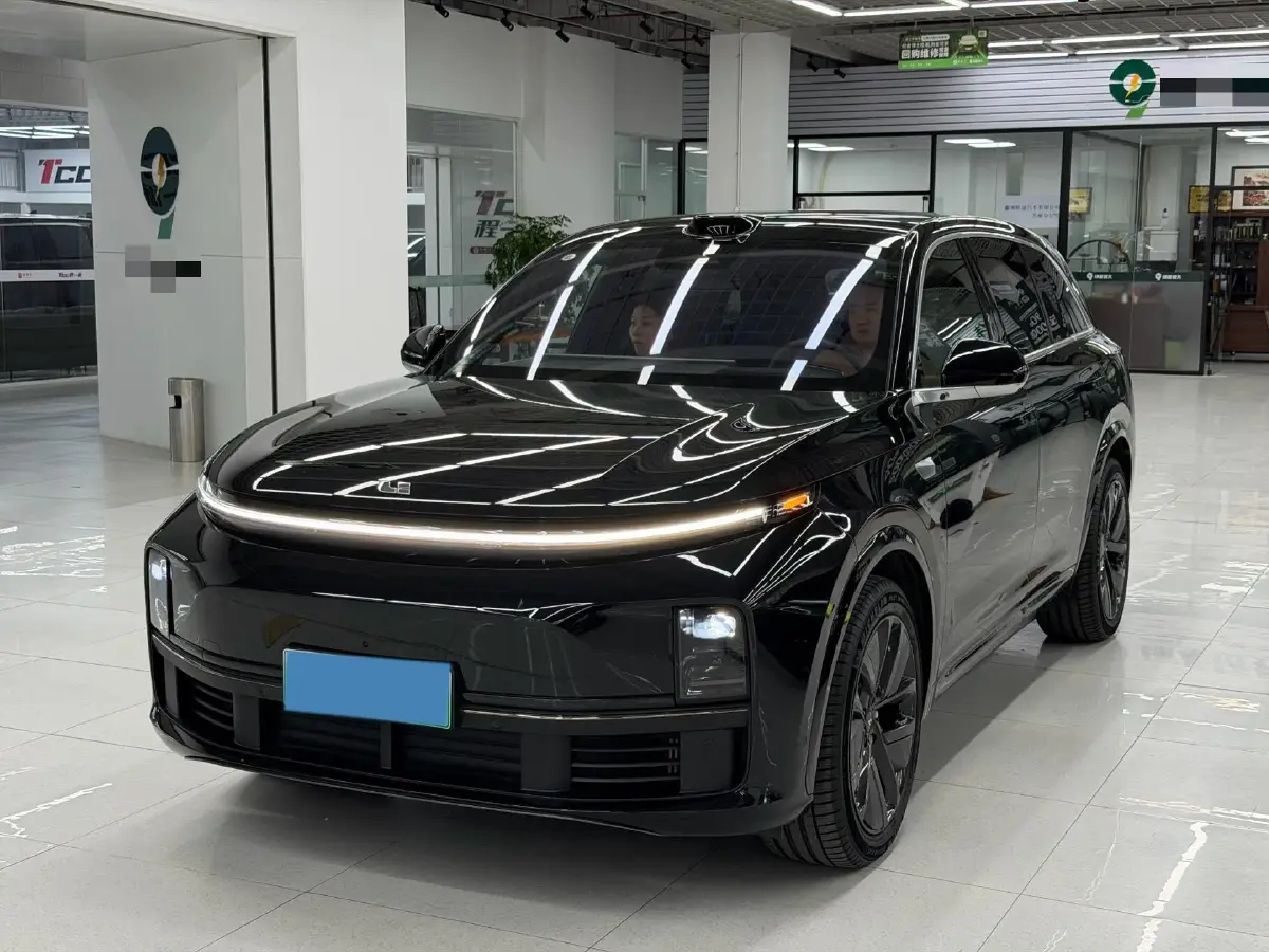 2024 Li L8 Range Extended 154HP REEV 52.3KWH