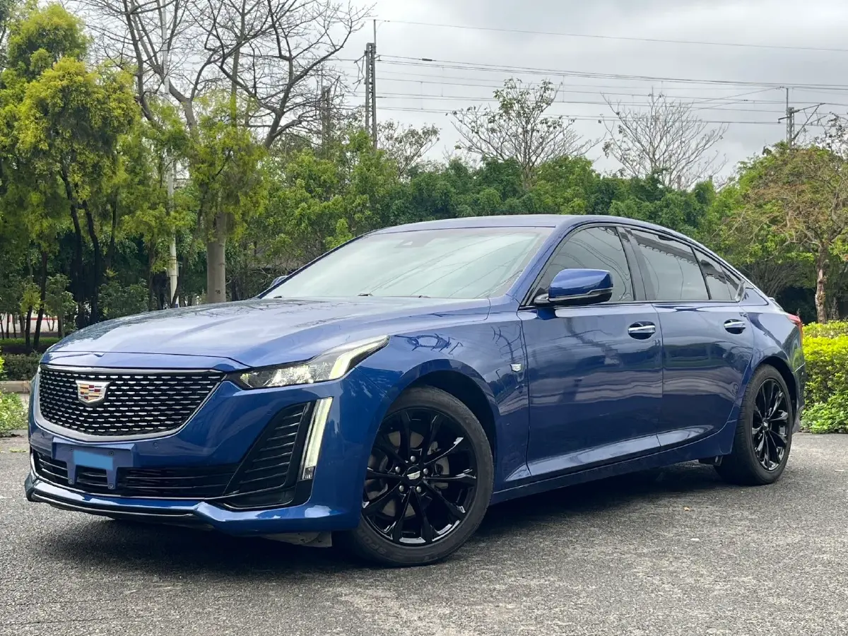 2021 Cadillac CT5 2.0T 237HP L4 10AT