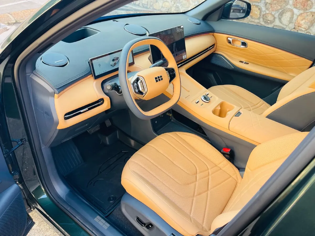 2025 Geely Galaxy Starship 7 1.5L 112HP L4 1DHT PHEV 19.09KWH,autocango,china used car exporter,china ev exporter,chinese used car exporter,chinese used ev exporter