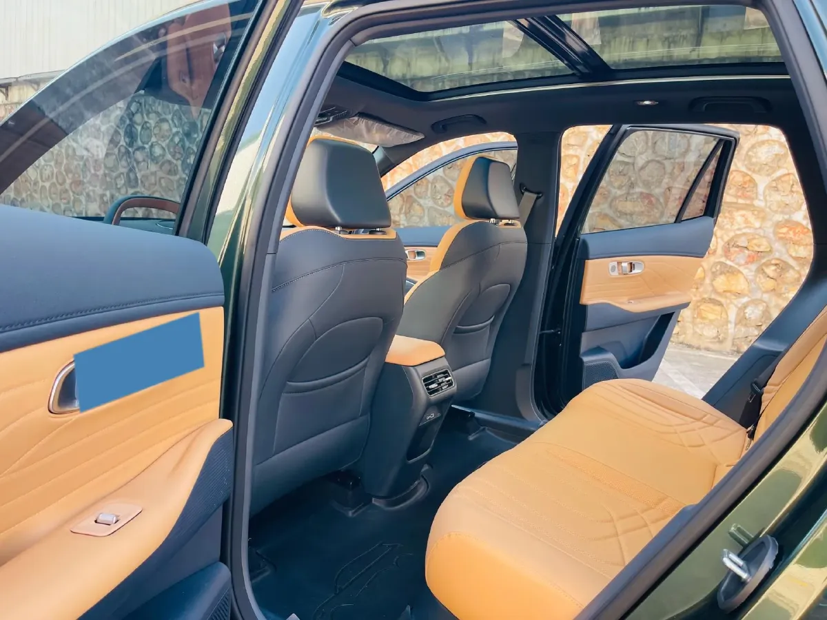 2025 Geely Galaxy Starship 7 1.5L 112HP L4 1DHT PHEV 19.09KWH,autocango,china used car exporter,china ev exporter,chinese used car exporter,chinese used ev exporter