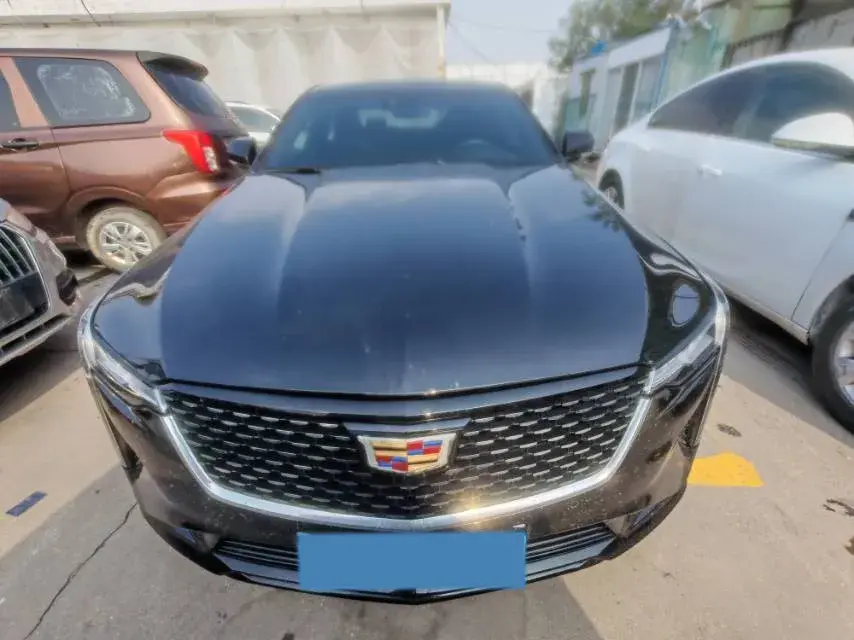 2023 CADILLAC CT4 thumbnail 2