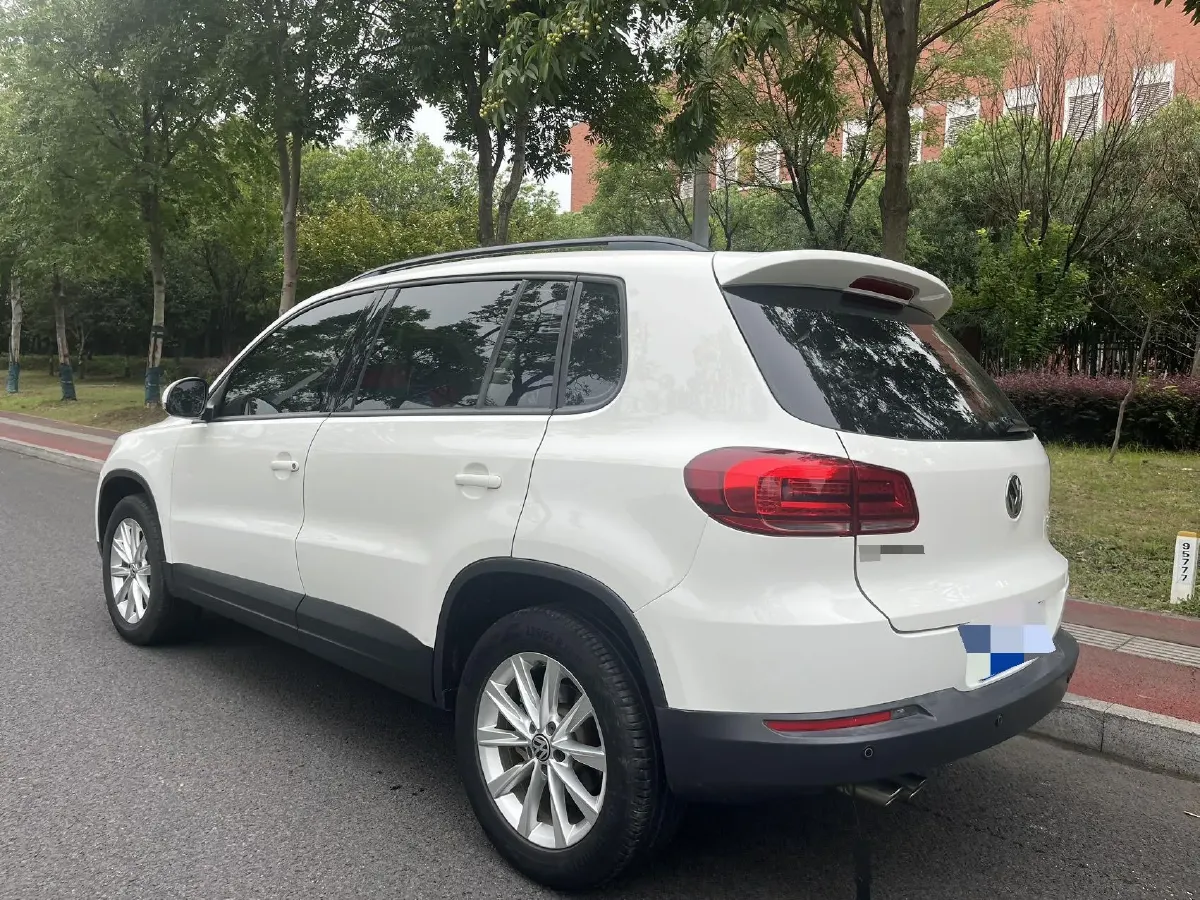 2017 Volkswagen Tiguan 1.8T 160HP L4 6AT,autocango,china used car exporter,china ev exporter,chinese used car exporter,chinese used ev exporter