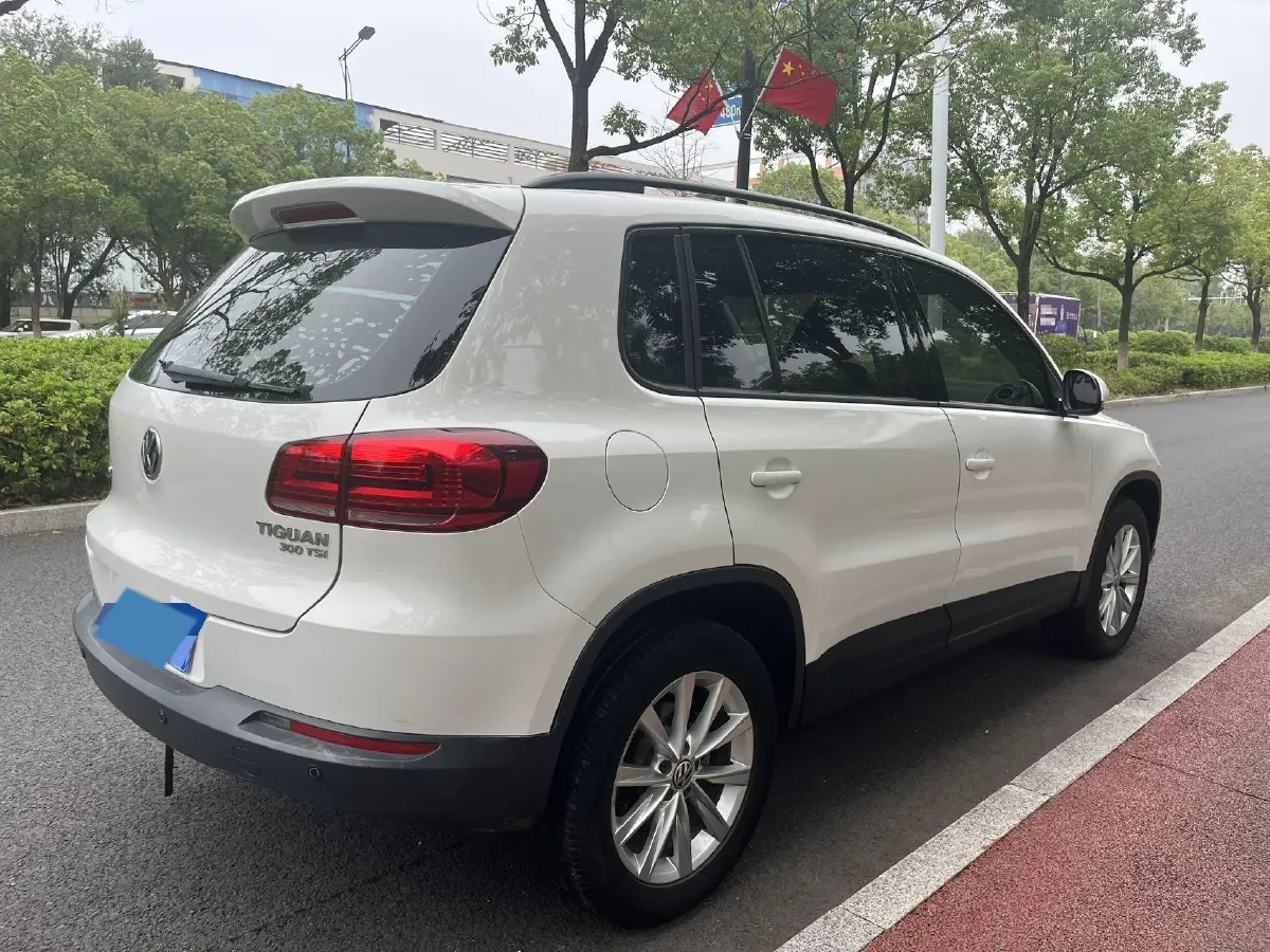 2017 Volkswagen Tiguan 1.8T 160HP L4 6AT,autocango,china used car exporter,china ev exporter,chinese used car exporter,chinese used ev exporter