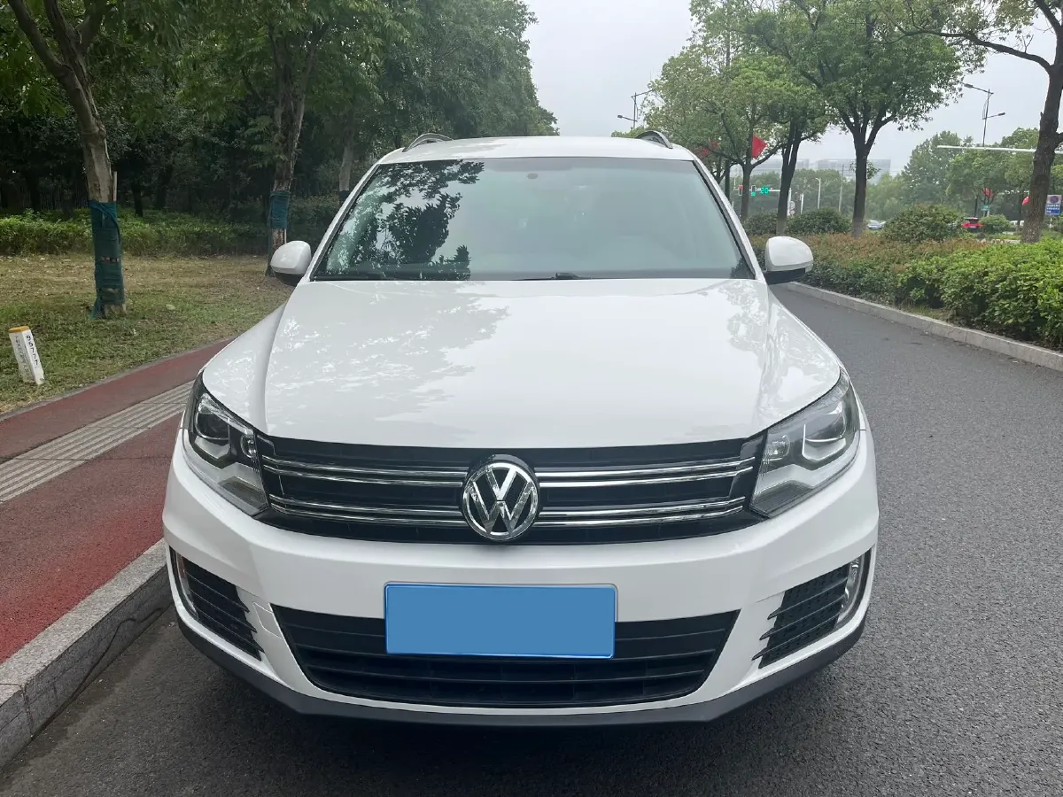 2017 Volkswagen Tiguan 1.8T 160HP L4 6AT,autocango,china used car exporter,china ev exporter,chinese used car exporter,chinese used ev exporter