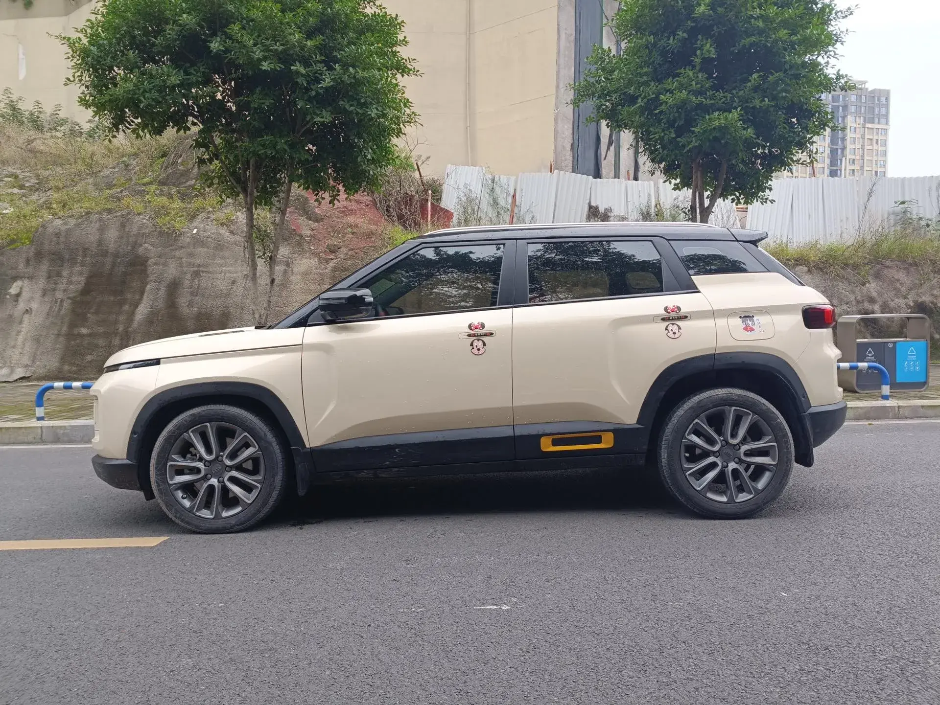 2020 GEELY ICON thumbnail 4