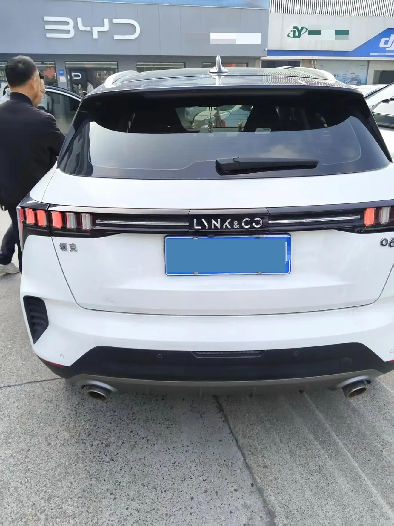 2020 LYNK&CO 06 thumbnail 3