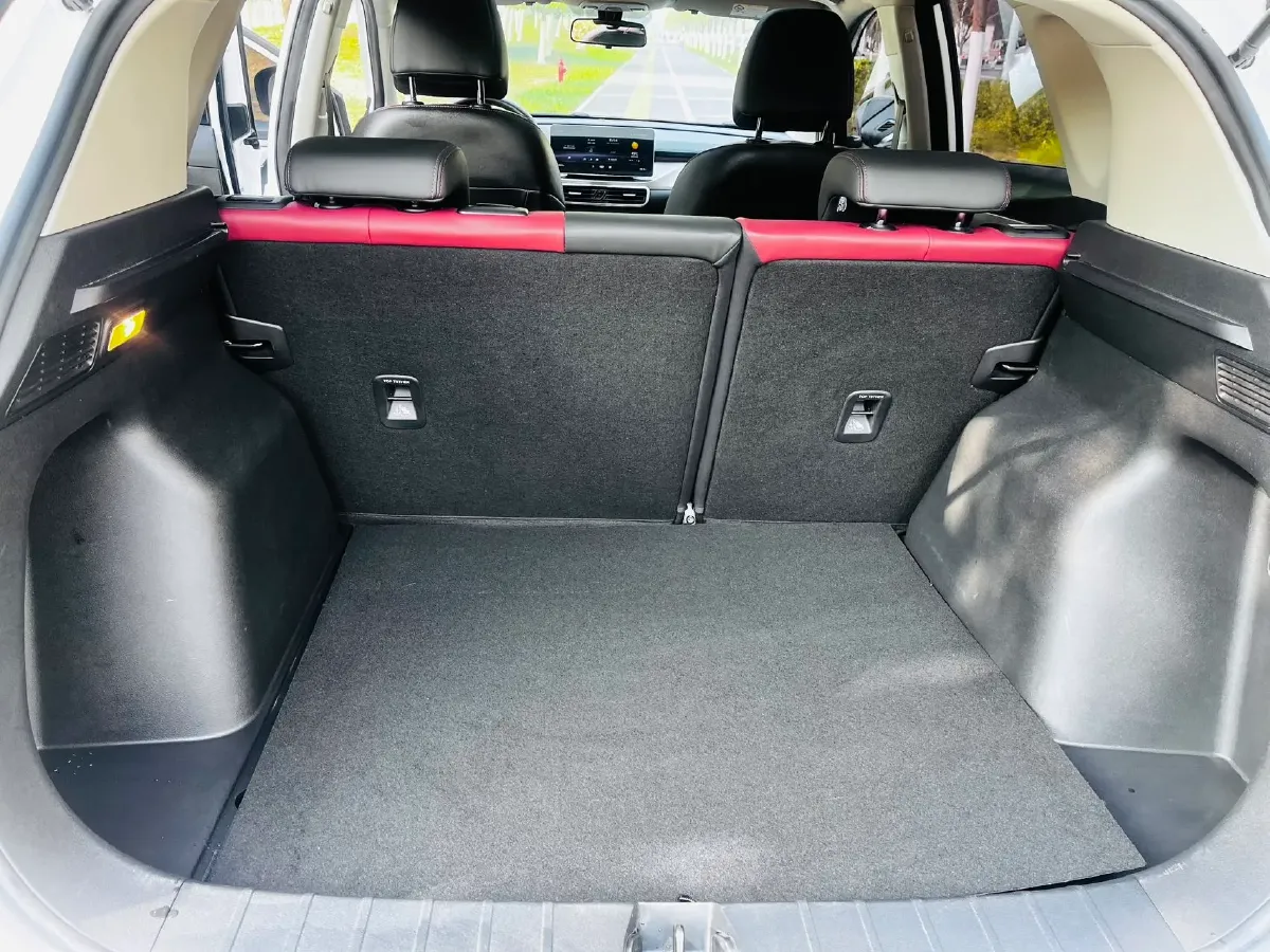 2021 Geely Coolray 1.4T 141HP L4 6DCT,autocango,china used car exporter,china ev exporter,chinese used car exporter,chinese used ev exporter