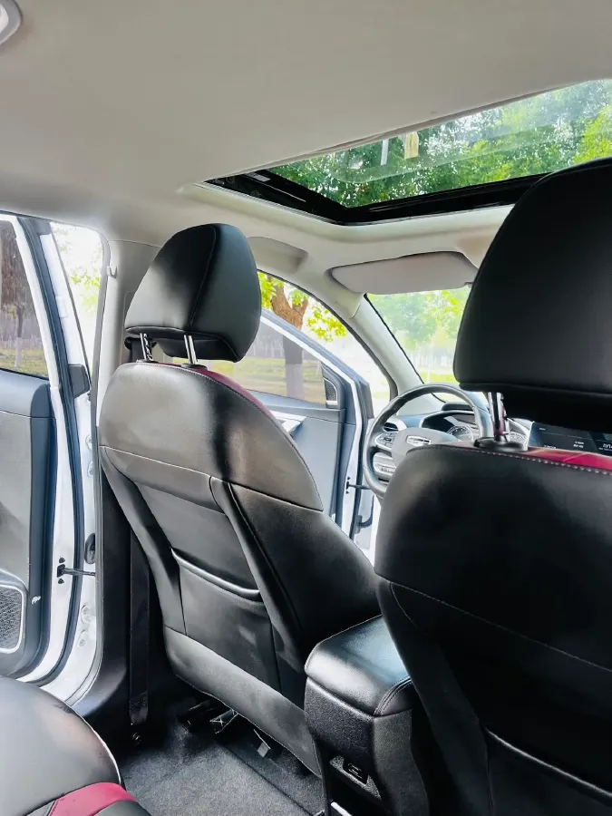 2021 Geely Coolray 1.4T 141HP L4 6DCT,autocango,china used car exporter,china ev exporter,chinese used car exporter,chinese used ev exporter