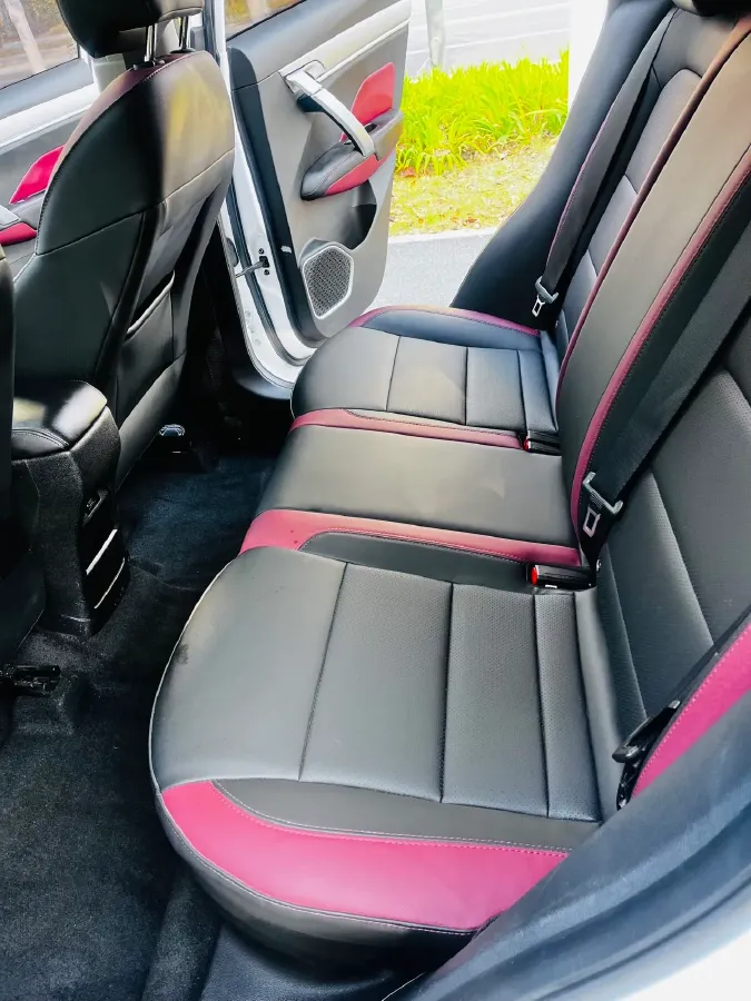 2021 Geely Coolray 1.4T 141HP L4 6DCT,autocango,china used car exporter,china ev exporter,chinese used car exporter,chinese used ev exporter