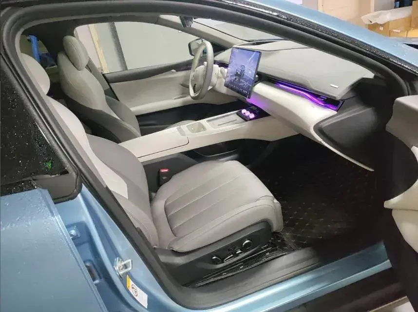 2023 DEEPAL L07 thumbnail 4