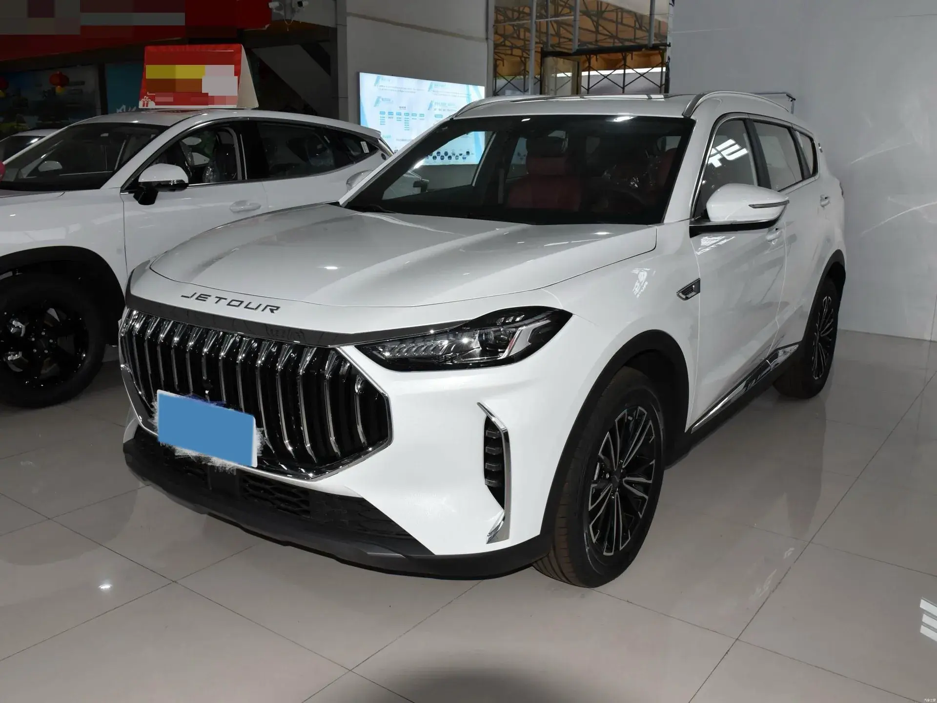 2025 JETOUR X70 view 1