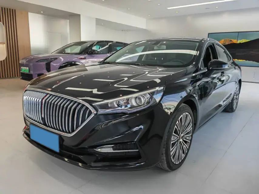 2022 HONGQI H5 view 1