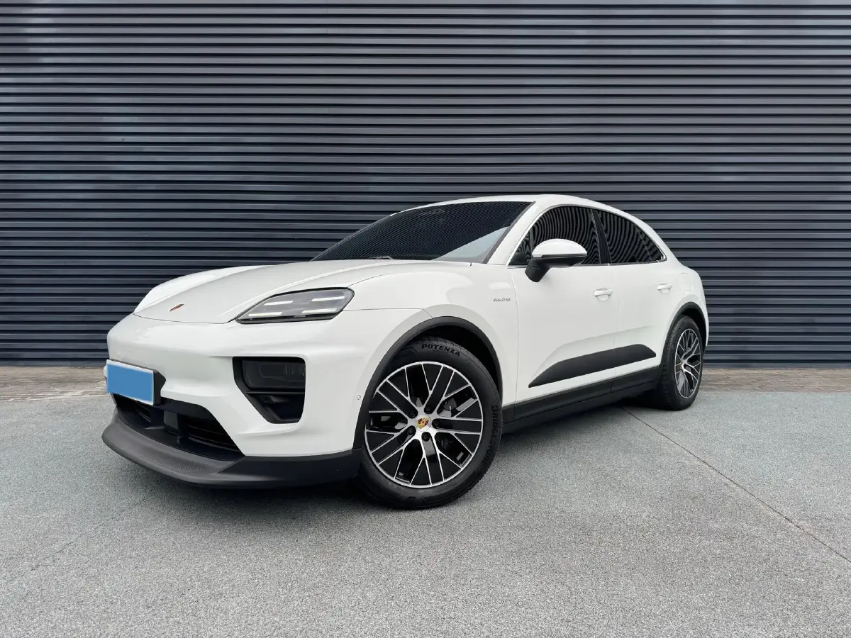 2024 Porsche Macan All-Electric BEV 100KWH
