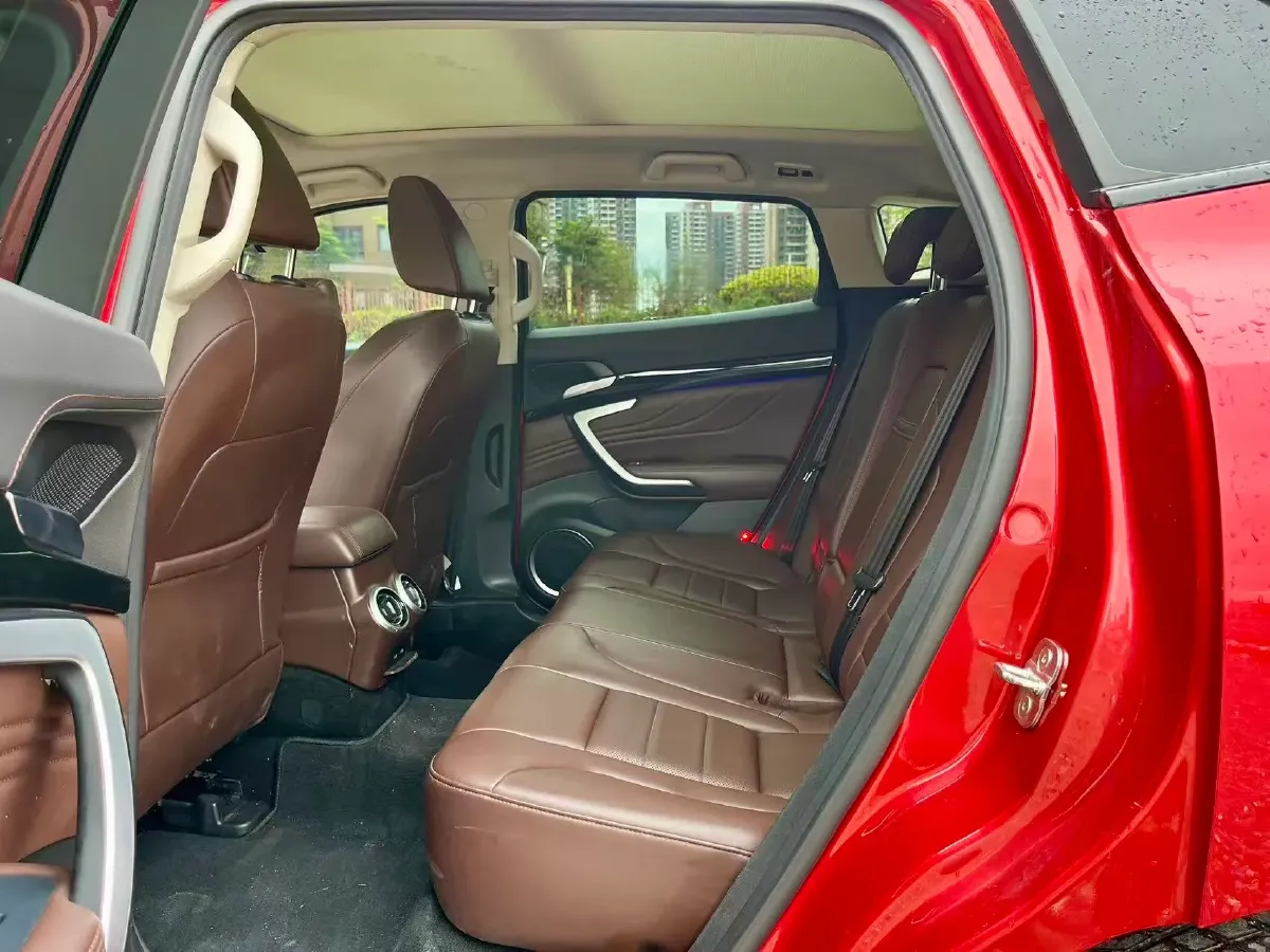 2017 WEY VV5 2.0T 197HP L4 7DCT,autocango,china used car exporter,china ev exporter,chinese used car exporter,chinese used ev exporter