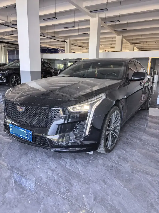 2022 Cadillac CT6 2.0T 237HP L4 10AT