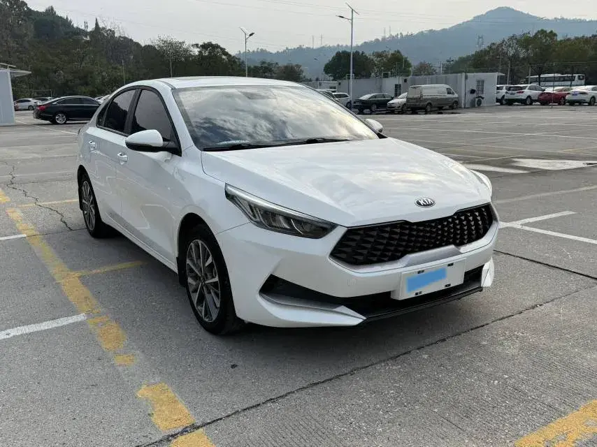 2020 KIA K3 thumbnail 3
