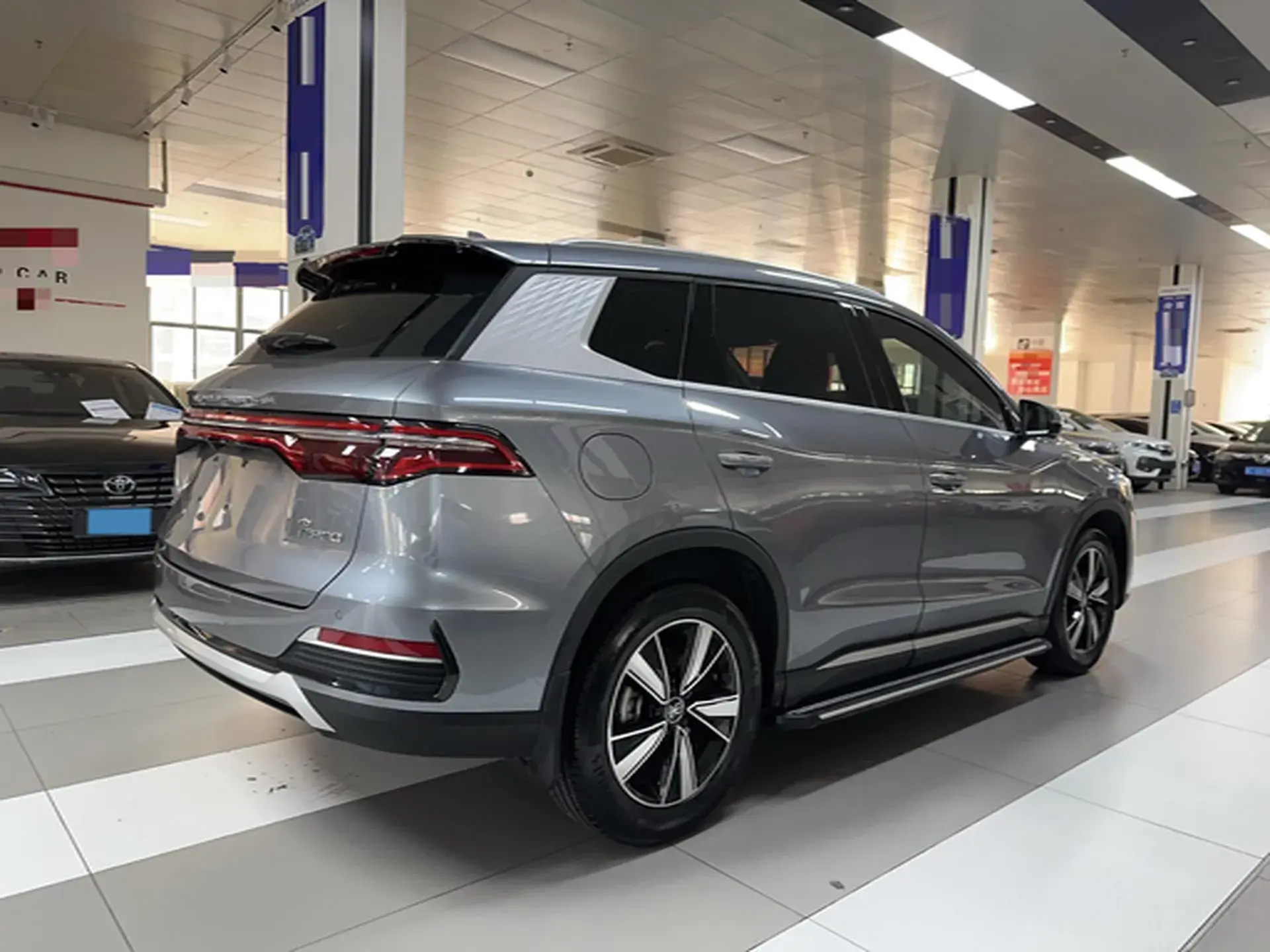 2022 BYD SONG thumbnail 3