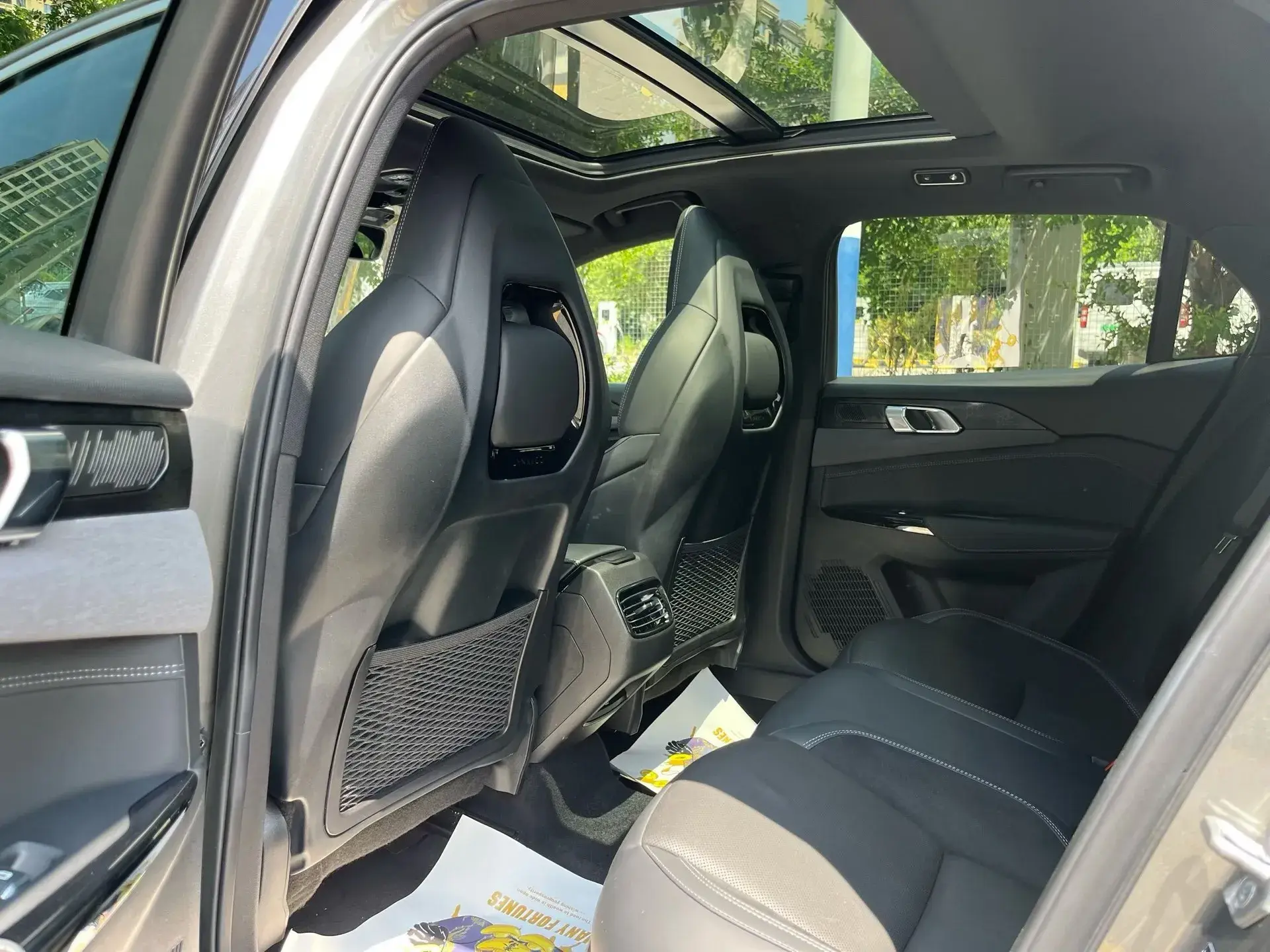 2022 LYNK&CO 03 thumbnail 4