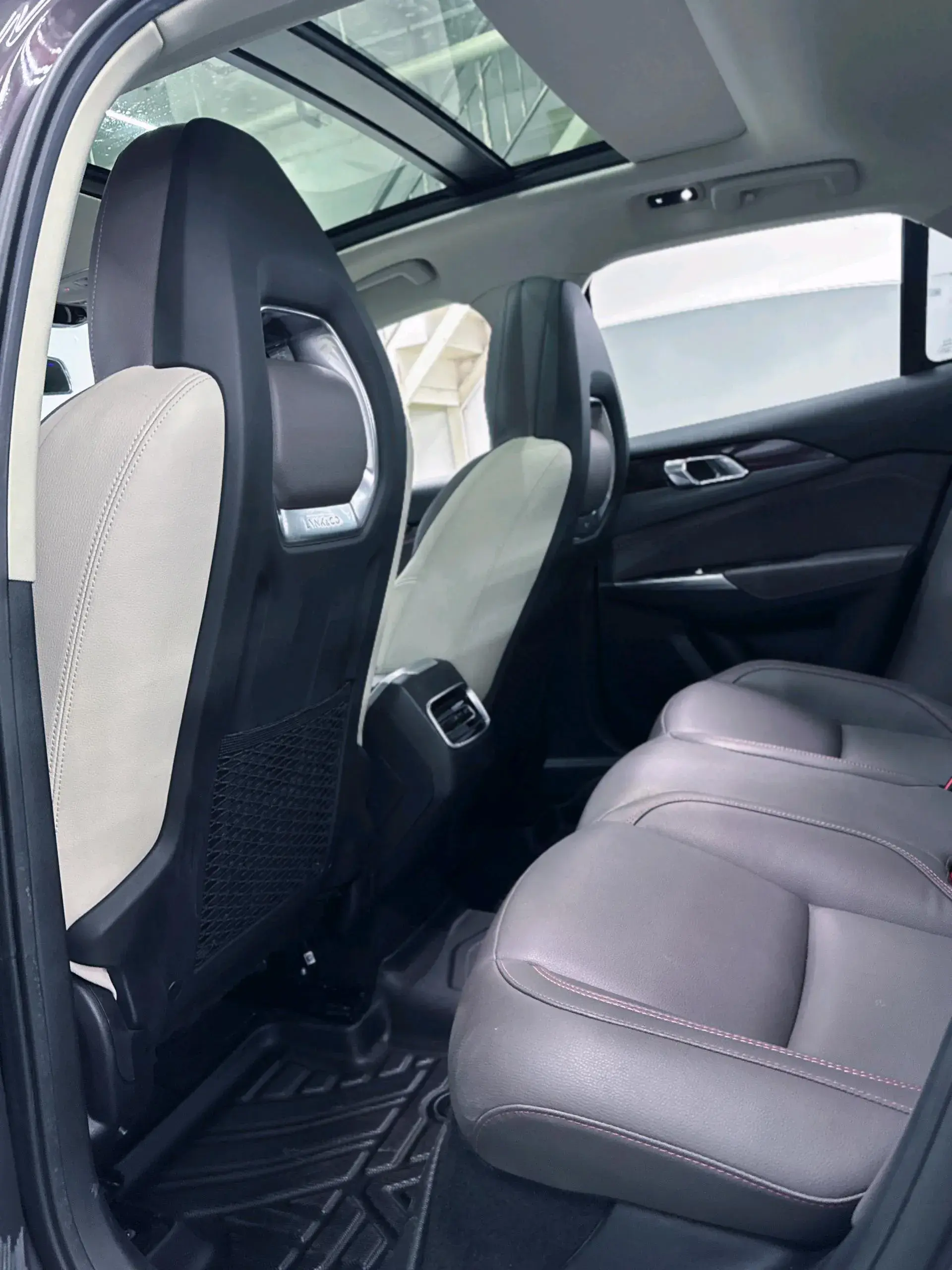 2020 LYNK&CO 02 thumbnail 3