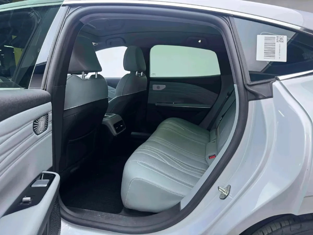 2024 Geely Galaxy E8 BEV 62KWH,autocango,china used car exporter,china ev exporter,chinese used car exporter,chinese used ev exporter