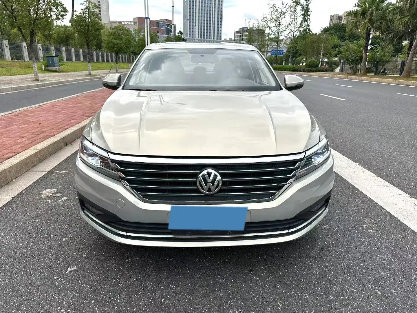 2019 VOLKSWAGEN LAVIDA thumbnail 3