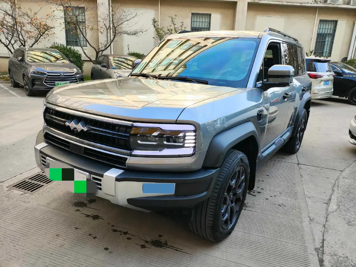 2023 FangChengBao Bao 5 1.5T 194HP L4 E-CVT PHEV 31.8KWH