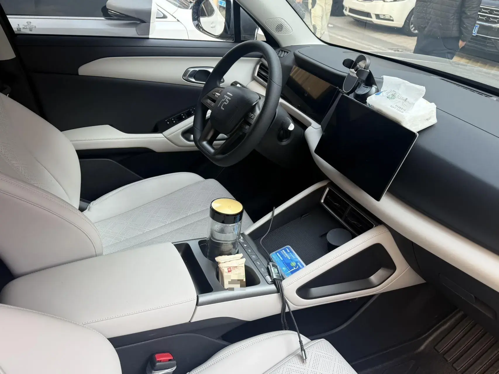 2025 BYD YUANUP thumbnail 4