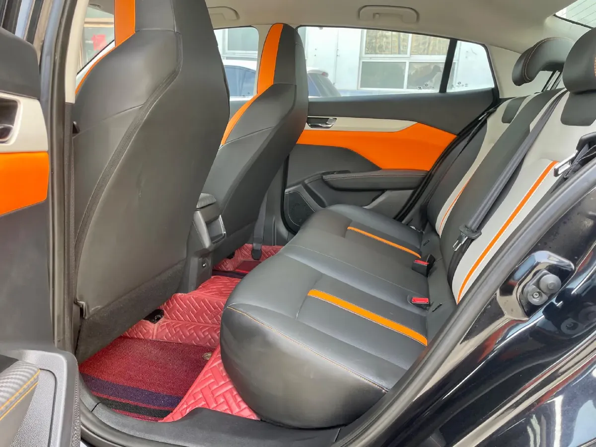 2023 DongFeng Aeolus YiXuan 1.5L 125HP L4 6DCT,autocango,china used car exporter,china ev exporter,chinese used car exporter,chinese used ev exporter