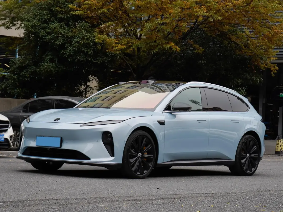 2023 NIO ET5T BEV 75KWH