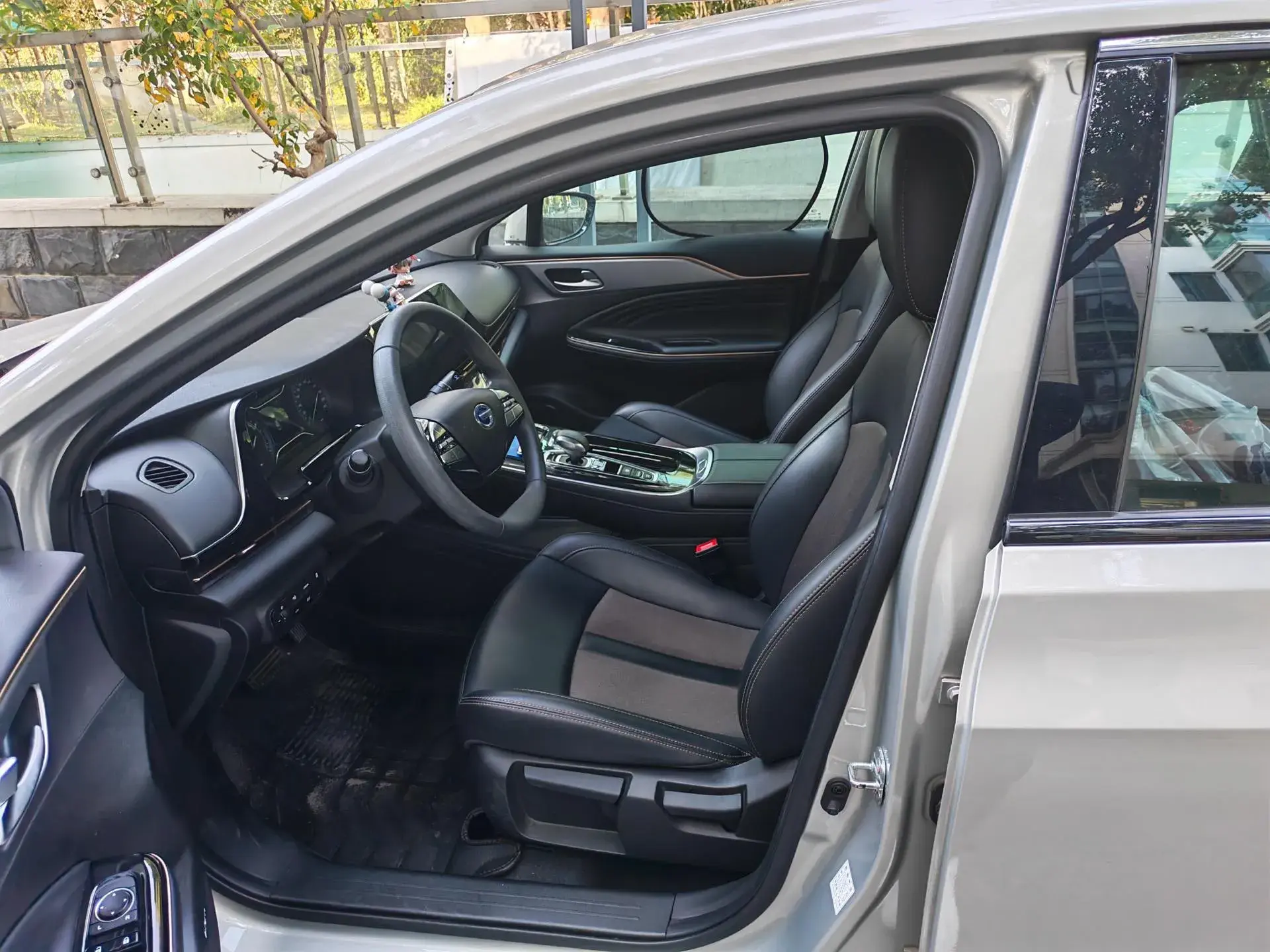 2020 AION S thumbnail 3