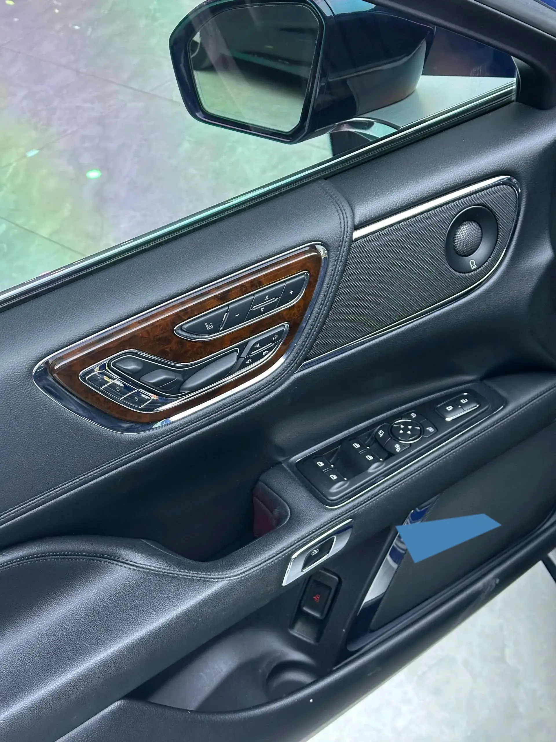 2019 LINCOLN CONTINENTAL thumbnail 4