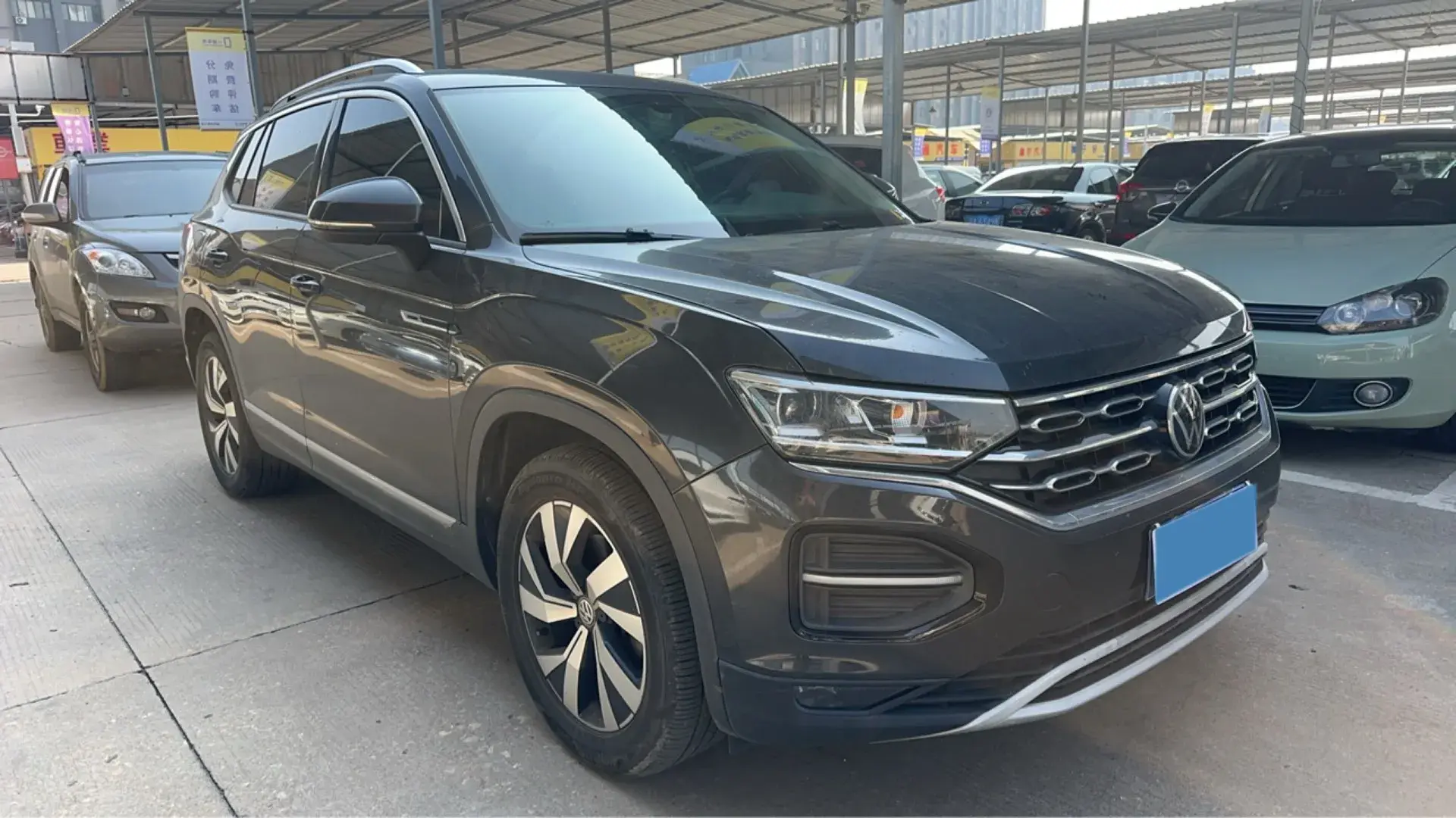 2020 VOLKSWAGEN TAYRON thumbnail 3